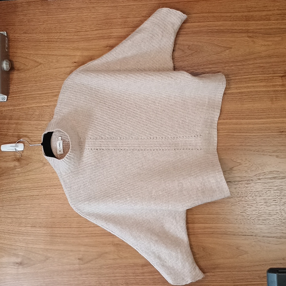 R Label Women's Cashmere/ Wool Sweater